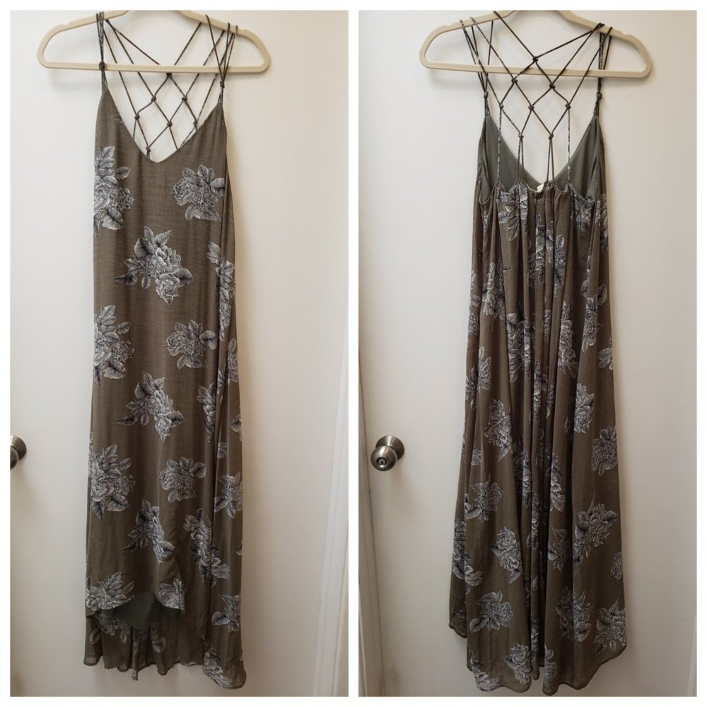 NWT  | Lovestitch | Floral Strappy Knot Back Maxi Dress | M